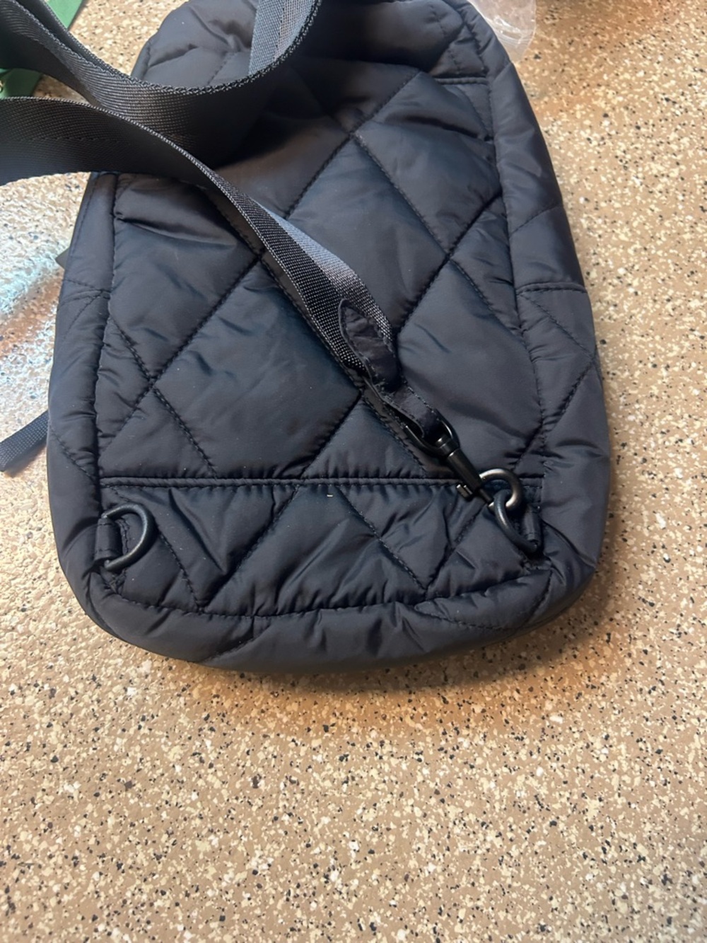 Vera Bradley Lorman  Black Quilted Crossbody Sling Bag NEW WITH TAGS - Picture 7 of 7